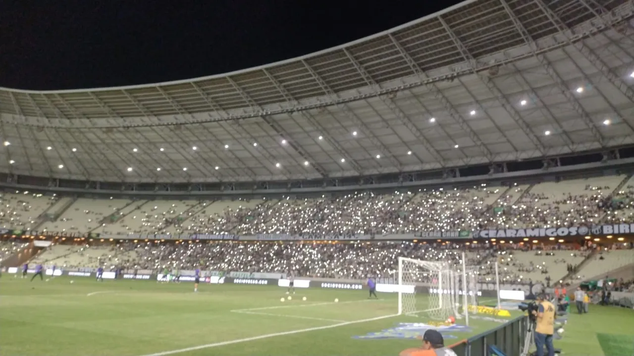 A energia da Arena Castelão sofreu uma oscilação de energia antes de Ceará x Avaí