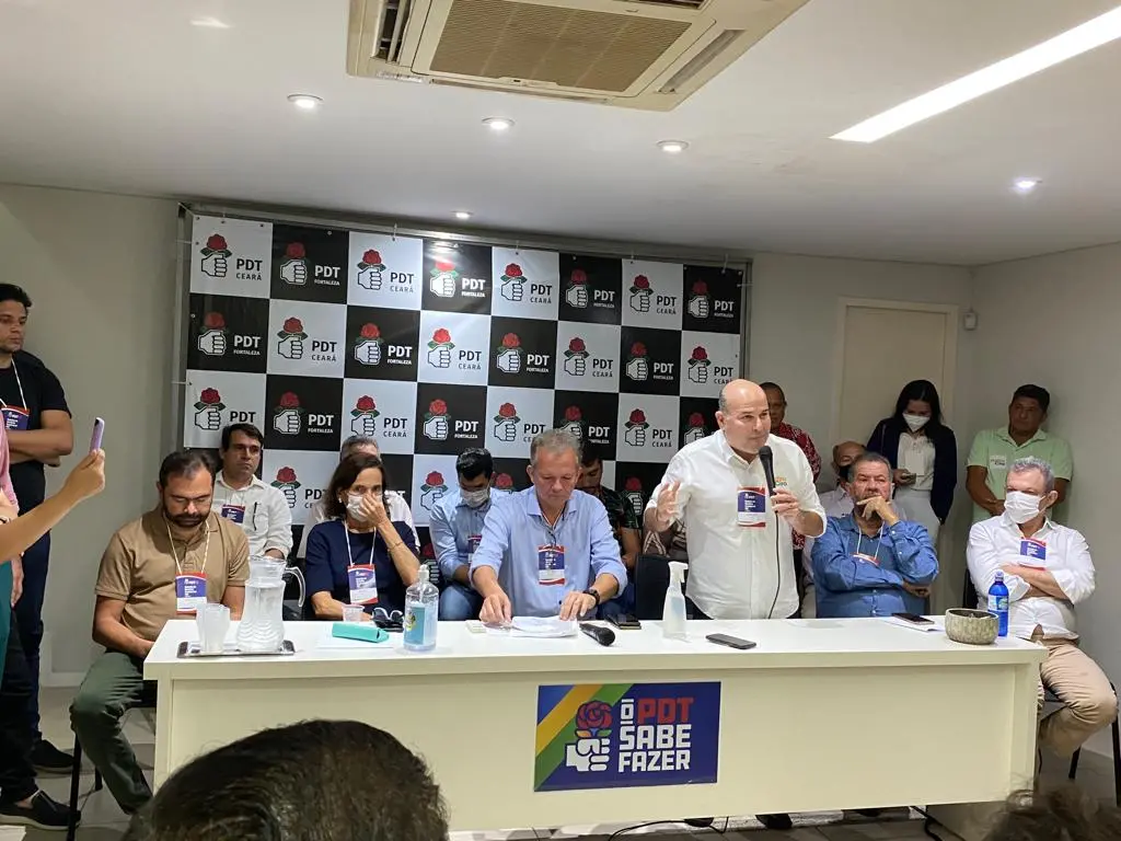 Imagem da notícia: Os desafios de Roberto Cláudio para tentar unificar o PDT e aliados às vésperas da convenção