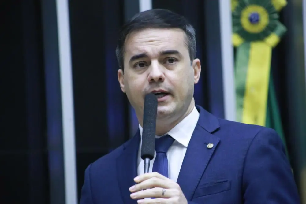 Imagem da notícia: Com vaga de vice em aberto, Capitão Wagner se reúne com PL e Republicanos