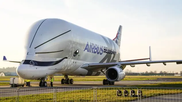 Imagem da notícia: Avião Beluga: oito curiosidades sobre a aeronave em formato de baleia que pousará no Ceará domingo