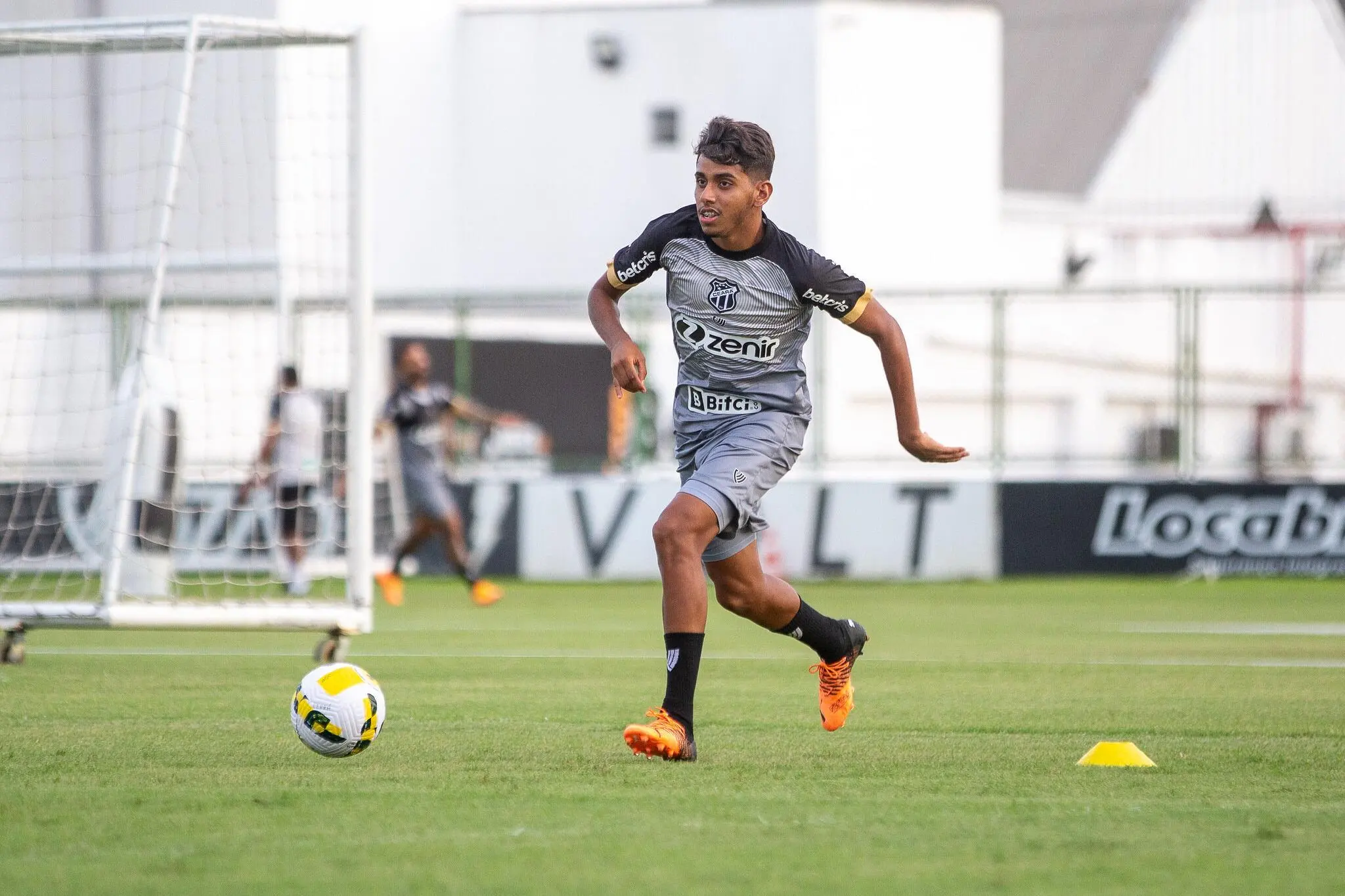 Imagem da notícia Ceará empresta joia da base para time da Série B