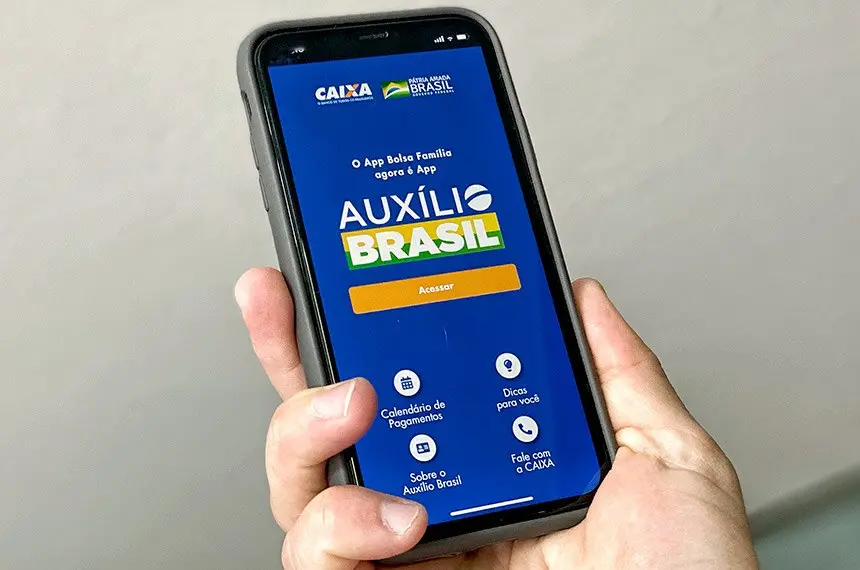 Imagem da notícia: Auxílio Brasil de R$ 600: quais impactos da ampliação do benefício na economia e nas contas públicas