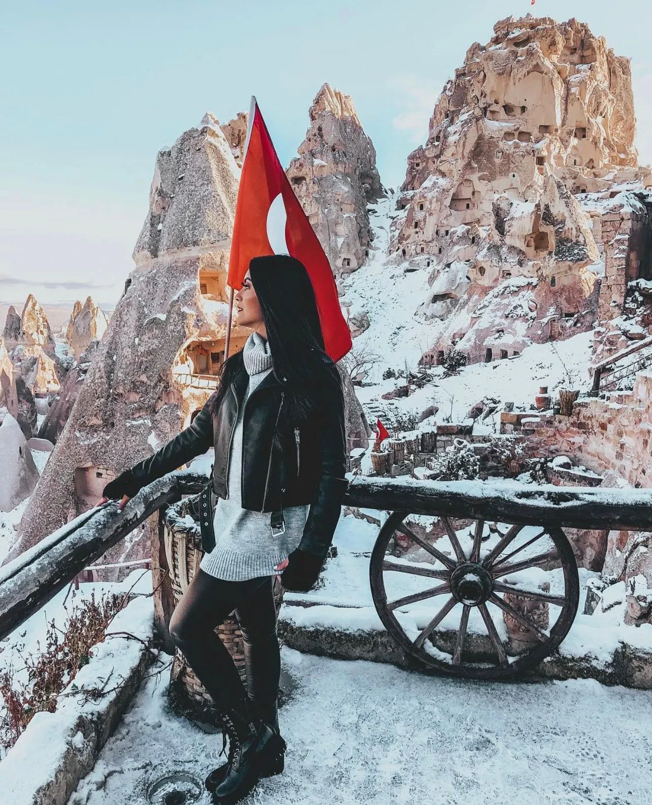 No Instagram, Thayná compartilha rotina e dicas de viagem