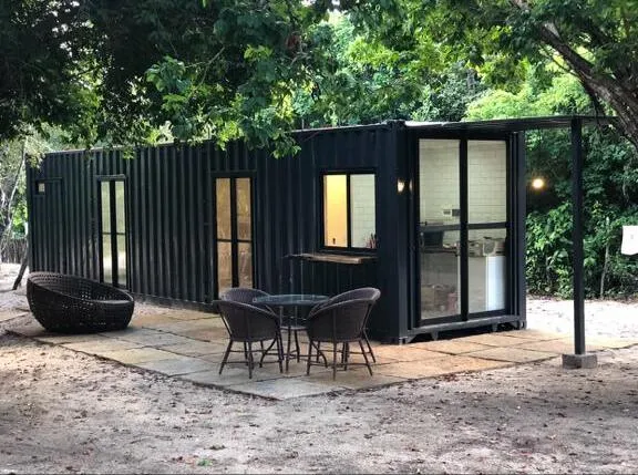 Estética da casa chama atenção no condomínio