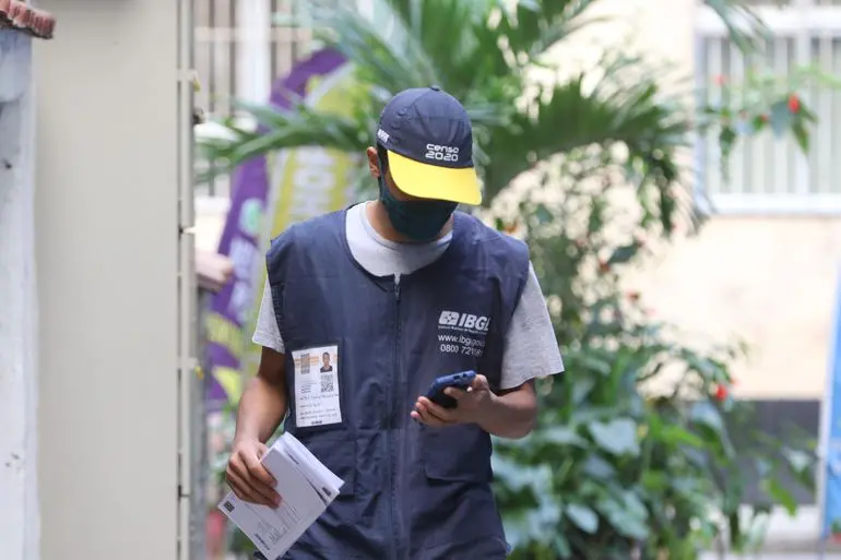 Imagem da notícia: Censo 2022: saiba como identificar os recenseadores do IBGE