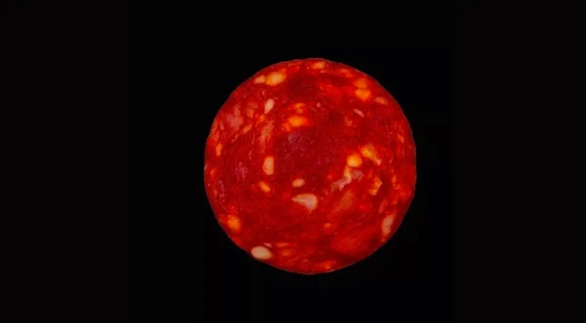 Imagem da notícia: Cientista divulga foto de salame como sendo do telescópio James Webb e pede desculpas