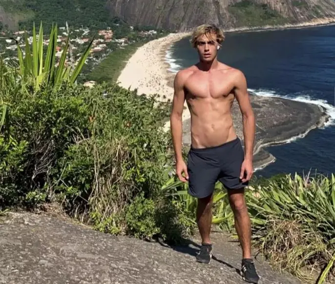 Imagem da notícia: Bruno Krupp teria estuprado mais de 40 mulheres, diz vítima após expor caso nas redes