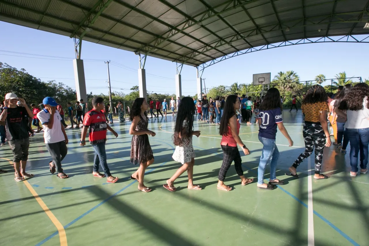 Escolas indígenas são relevantes para a identificação dos estudantes e uma formação mais completa mantendo a cultura tradicional