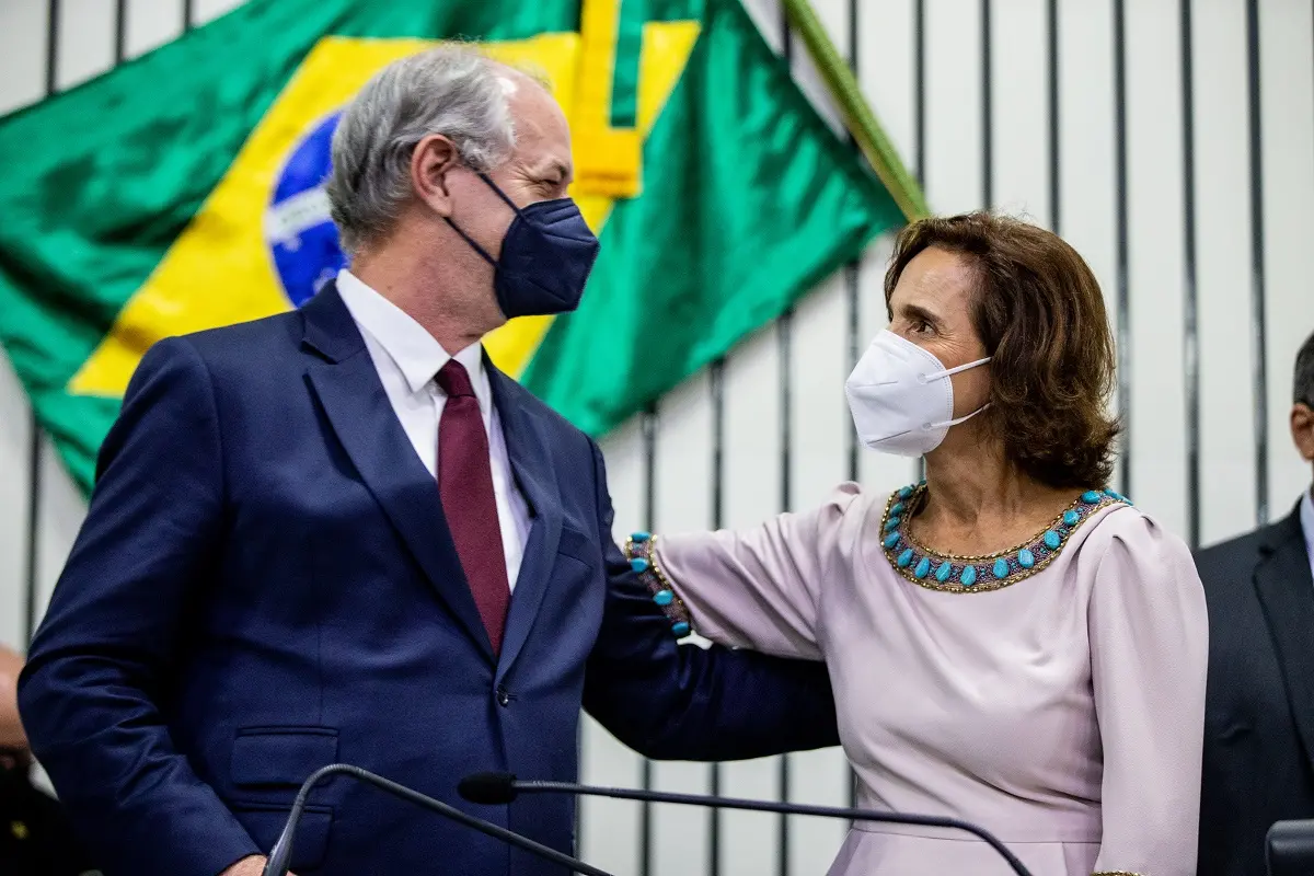 Imagem da notícia: Ciro Gomes fala em 'deslealdade' de Camilo, critica Izolda e diz que racha foi causado por Lula