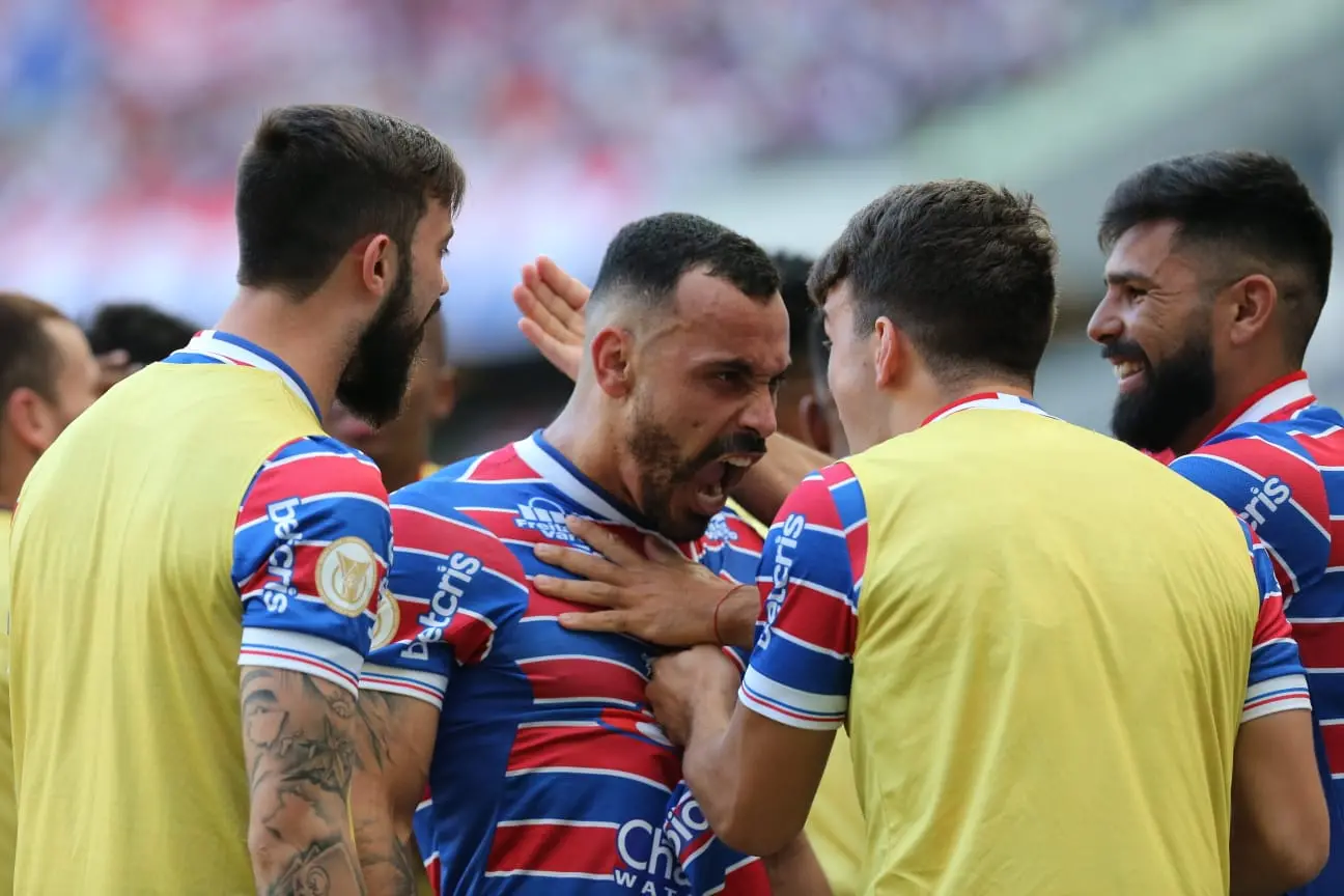 Imagem da notícia: Fortaleza faz mesma pontuação de Flamengo e Palmeiras no início do 2° turno