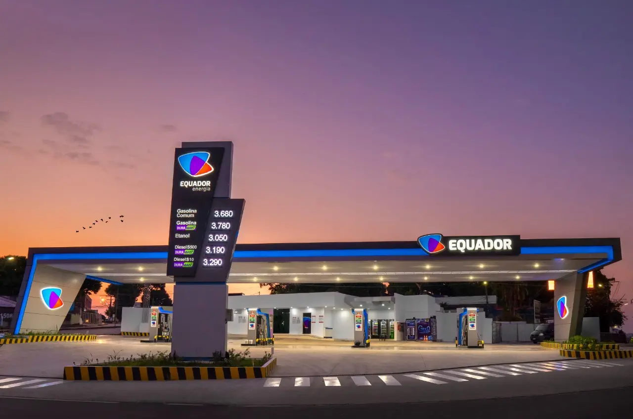 Imagem da notícia: Empresa que vai investir R$ 300 milhões no Pecém prevê trazer nova bandeira de postos para Ceará