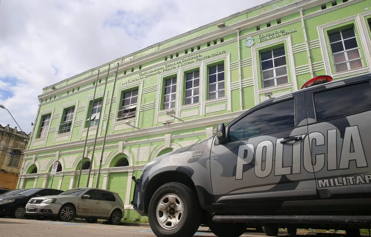 Imagem da notícia: Três militares estaduais são investigados na CGD por episódios de violência contra a mulher no CE