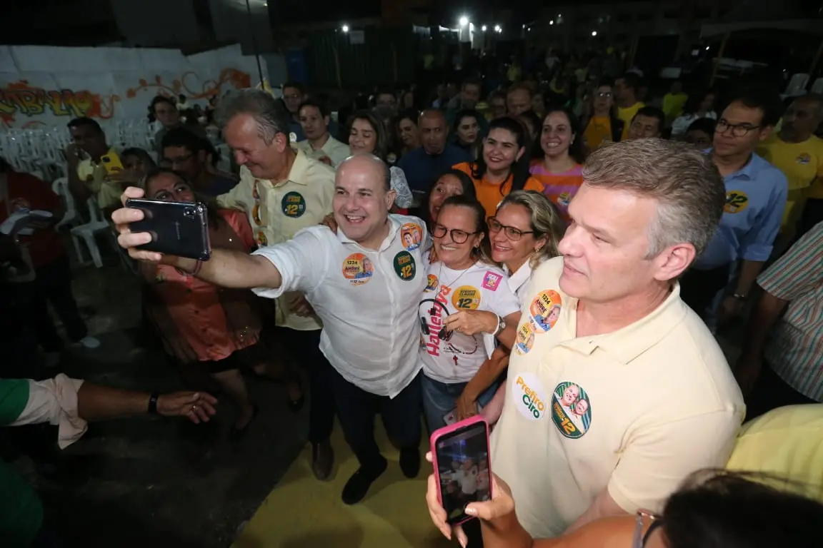 Imagem da notícia: Roberto Cláudio aponta a correção de falhas na segurança: 'a gente continua convivendo com o medo' 