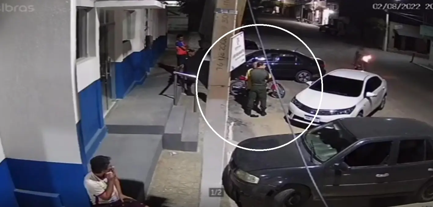 Imagem da notícia: Policial é afastado após dar tapa em idoso durante abordagem no Ceará; veja vídeo