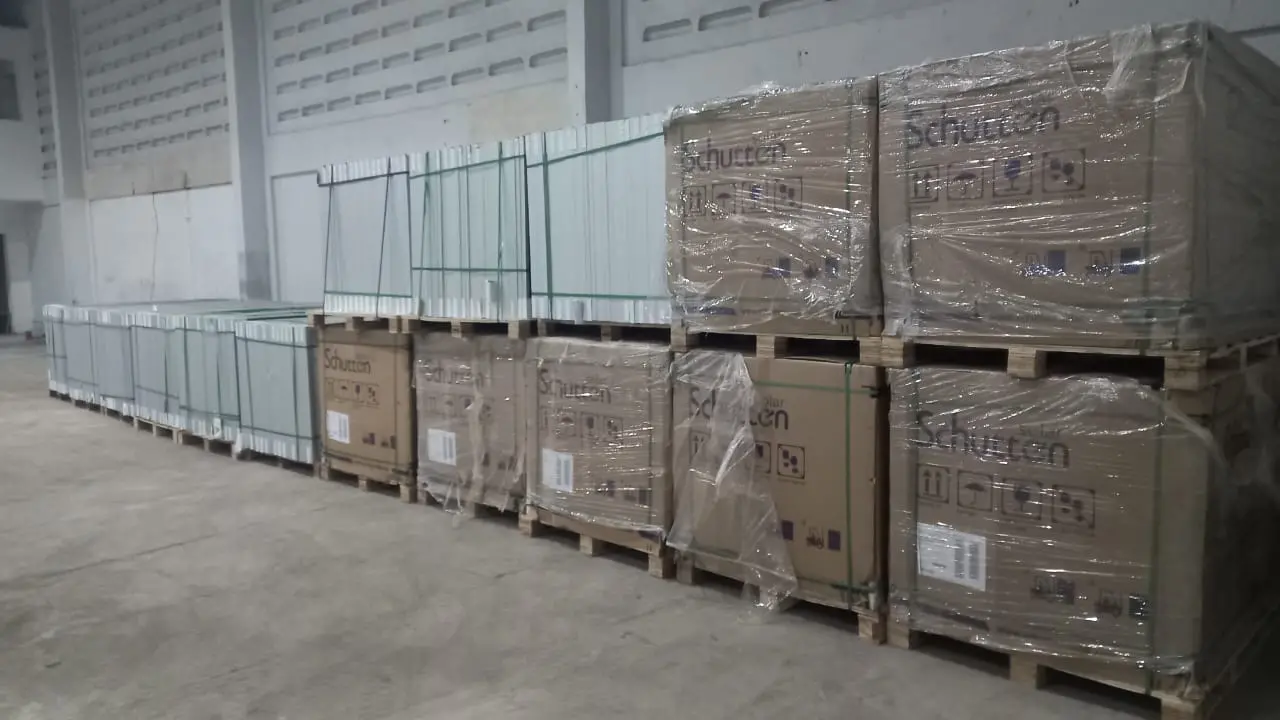Imagem da notícia: Saiba como quadrilha interestadual desviou carga de placas solares avaliada em R$ 600 mil no Ceará