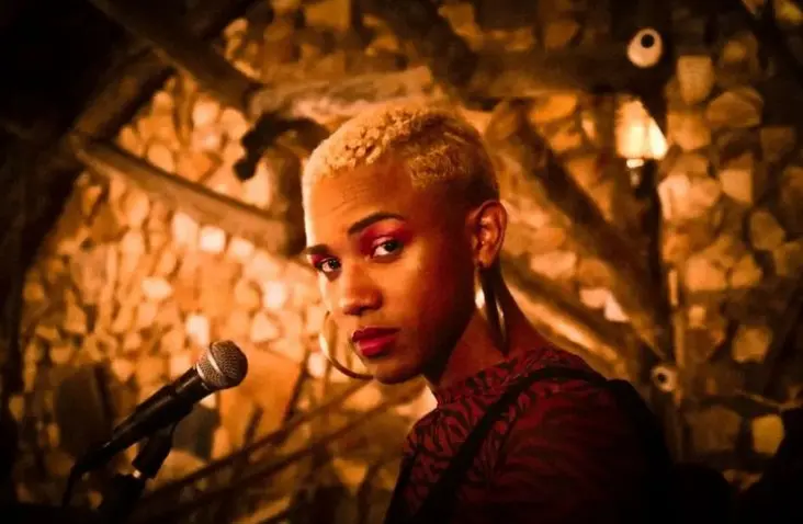 Imagem da notícia: Morre a cantora, atriz e performer cearense Maria Antonia aos 28 anos