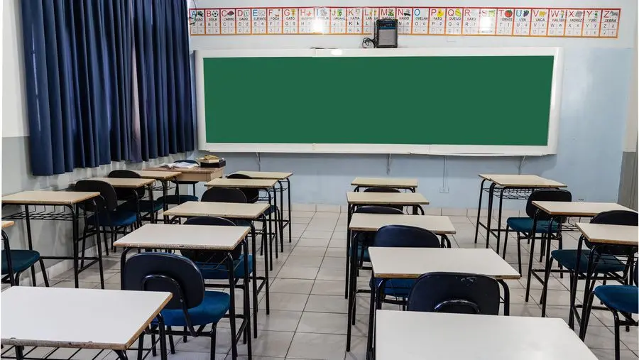 Imagem da notícia: Governo da Bahia divulga lista de professores que vão receber precatórios do Fundef