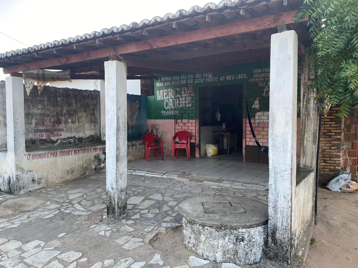Vítima foi atingida com uma facada em um bar de Cascavel, Região Metropolitana de Fortaleza