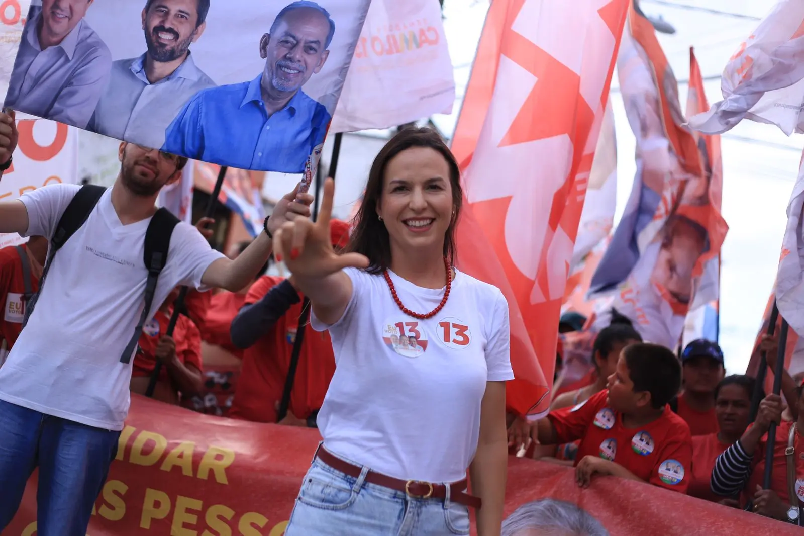 Imagem da notícia: Conheça Lia Freitas, a nova primeira-dama do Ceará
