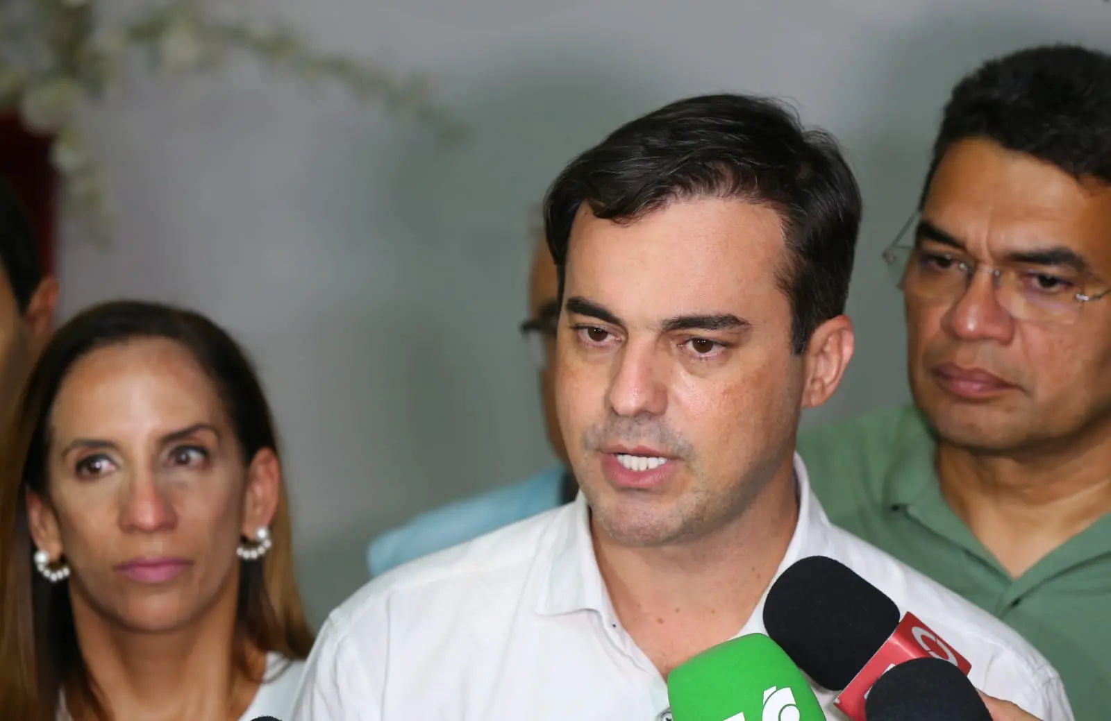 Imagem da notícia: Capitão Wagner anuncia apoio a Jair Bolsonaro no 2º turno