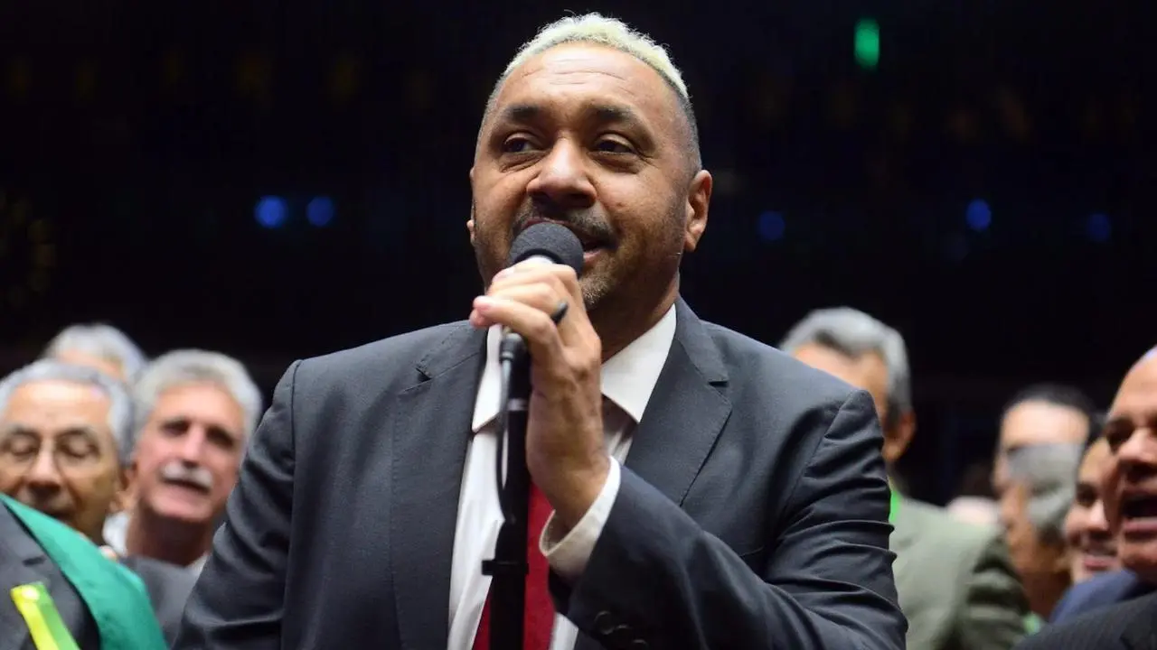 Imagem da notícia: Tiririca é o deputado eleito com o menor número de votos em São Paulo