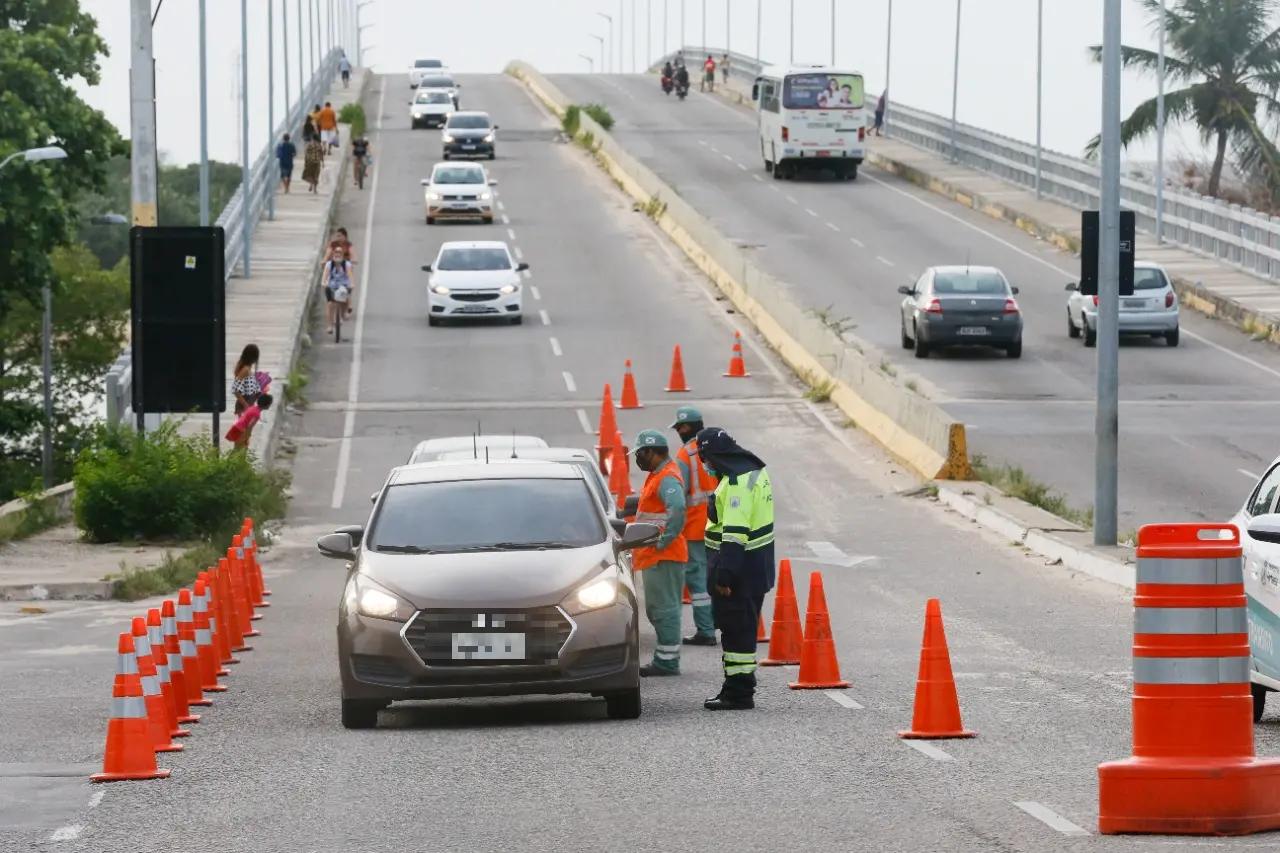 Imagem da notícia: Motoristas “ficha limpa” podem deixar de pagar multas leves ou médias; entenda o que mudou
