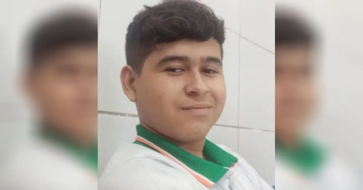 Imagem da notícia: Morre adolescente de 15 anos baleado por colega em escola de Sobral 