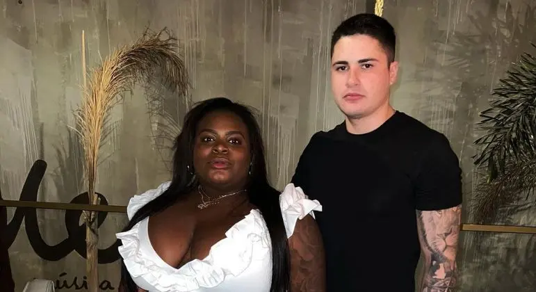 Imagem da notícia: Jojo Todynho confirma ter flagrado ex aos beijos com outra mulher no dia do término