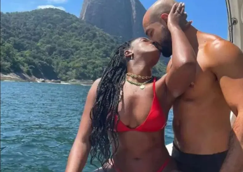 Imagem da notícia: Iza anuncia fim de casamento com Sérgio Santos após 4 anos
