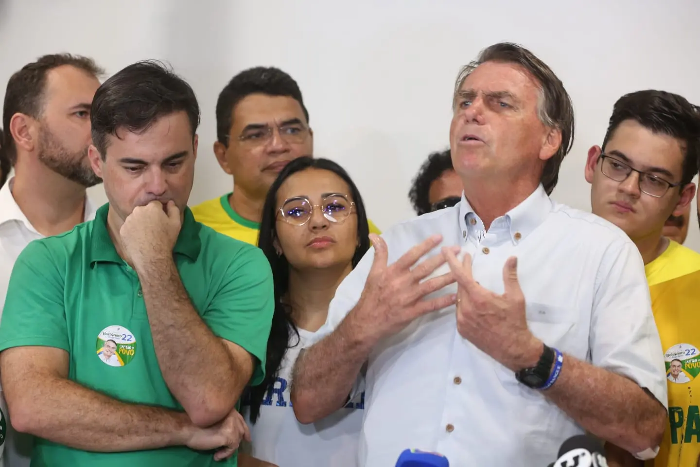 Imagem da notícia: Bolsonaro atribui resultado ruim no Ceará a 'mentiras do PT' e fala em redução da maioridade penal