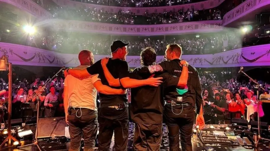 Imagem da notícia: Coldplay lança novos lotes de ingressos para shows no Brasil