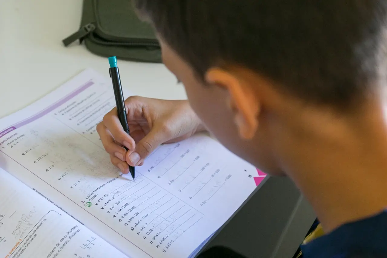Imagem da notícia: Como diagnosticar crianças e jovens superdotados 