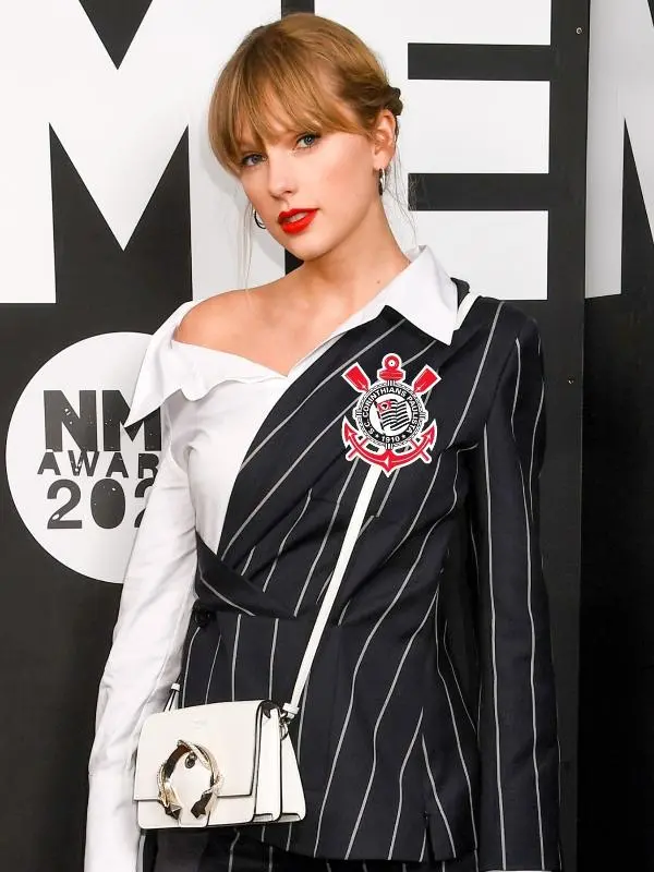Imagem da notícia: Qual a relação entre Taylor Swift e Corinthians; entenda 