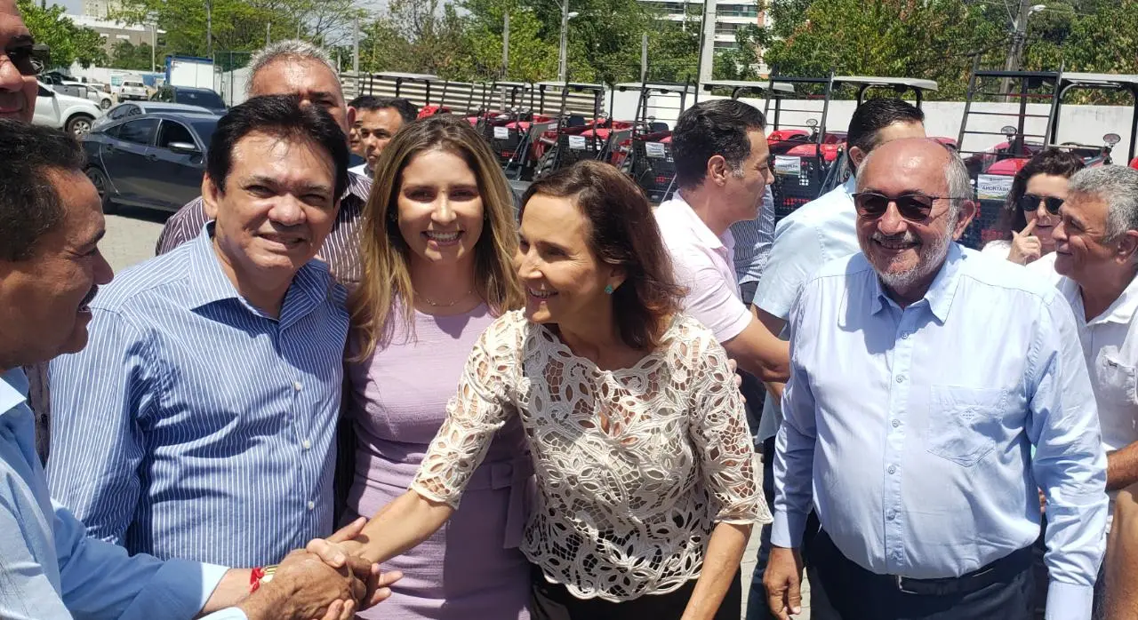 Imagem da notícia: 'Já temos informalmente uma transição acontecendo', diz Izolda sobre mudança para Governo Elmano