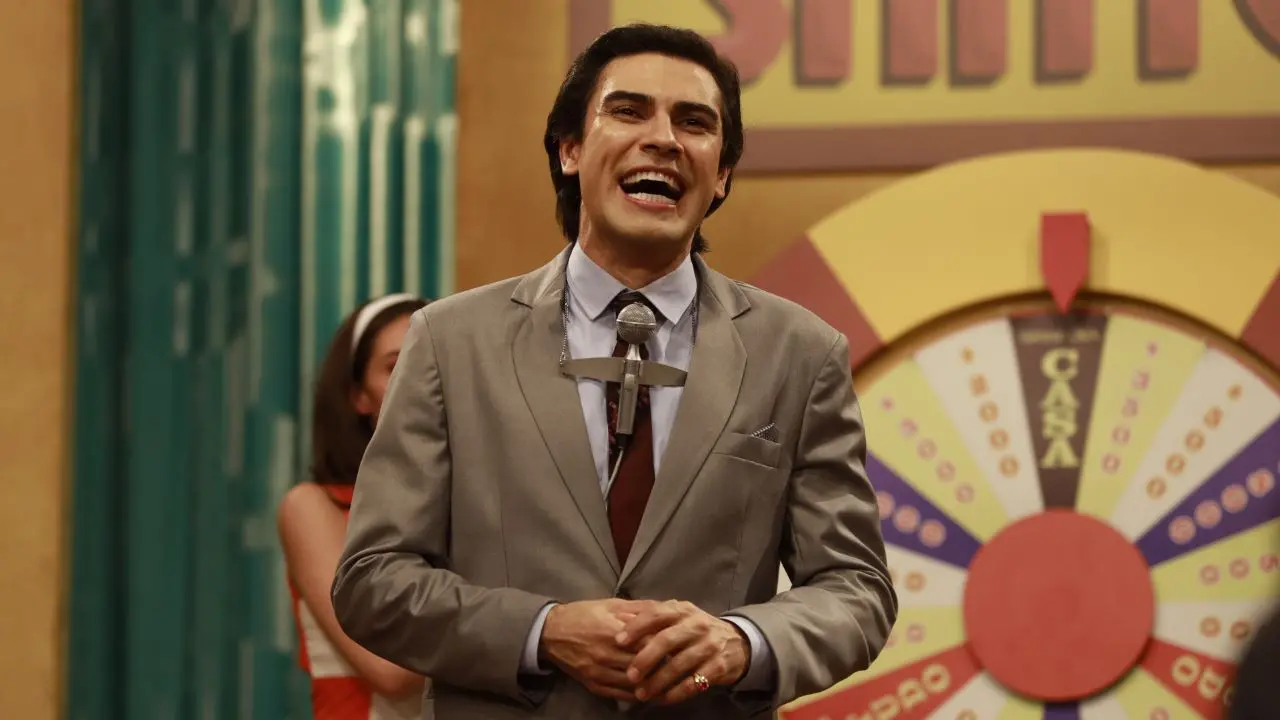 Imagem da notícia: Série sobre a vida de Silvio Santos tem segunda temporada confirmada