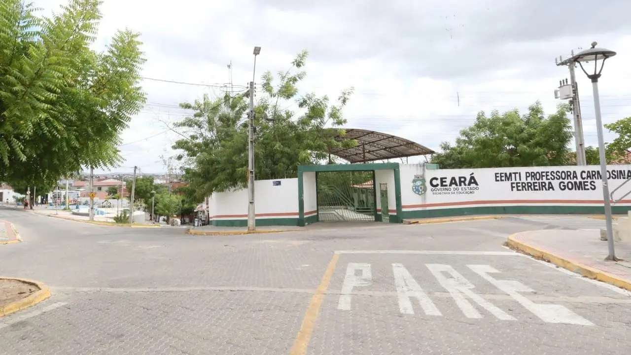 Imagem da notícia: Polícia conclui que tiro em escola de Sobral foi acidental e que vítimas não praticaram bullying