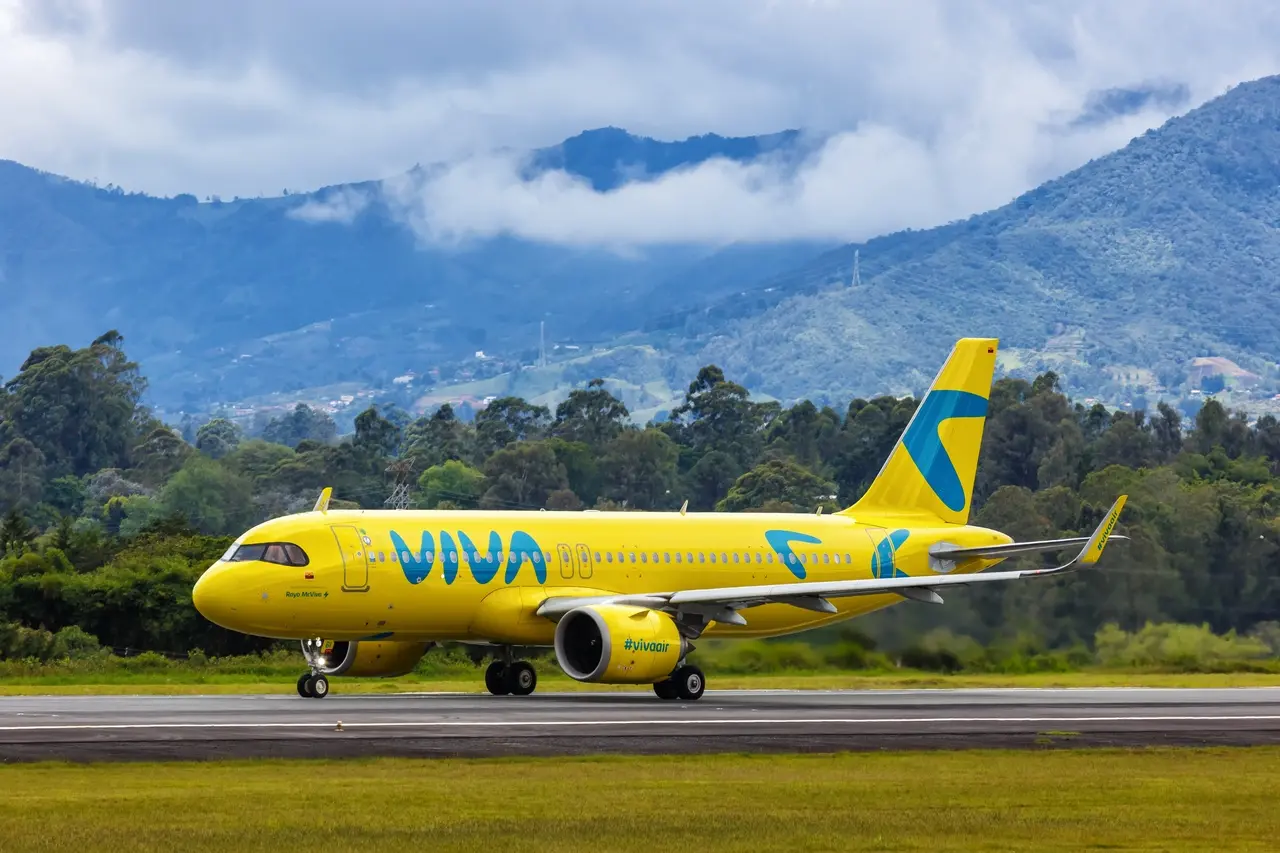 Imagem da notícia: Quanto tempo um avião pode voar sem pousar? Aeronave aterrissou com 6 minutos de combustível