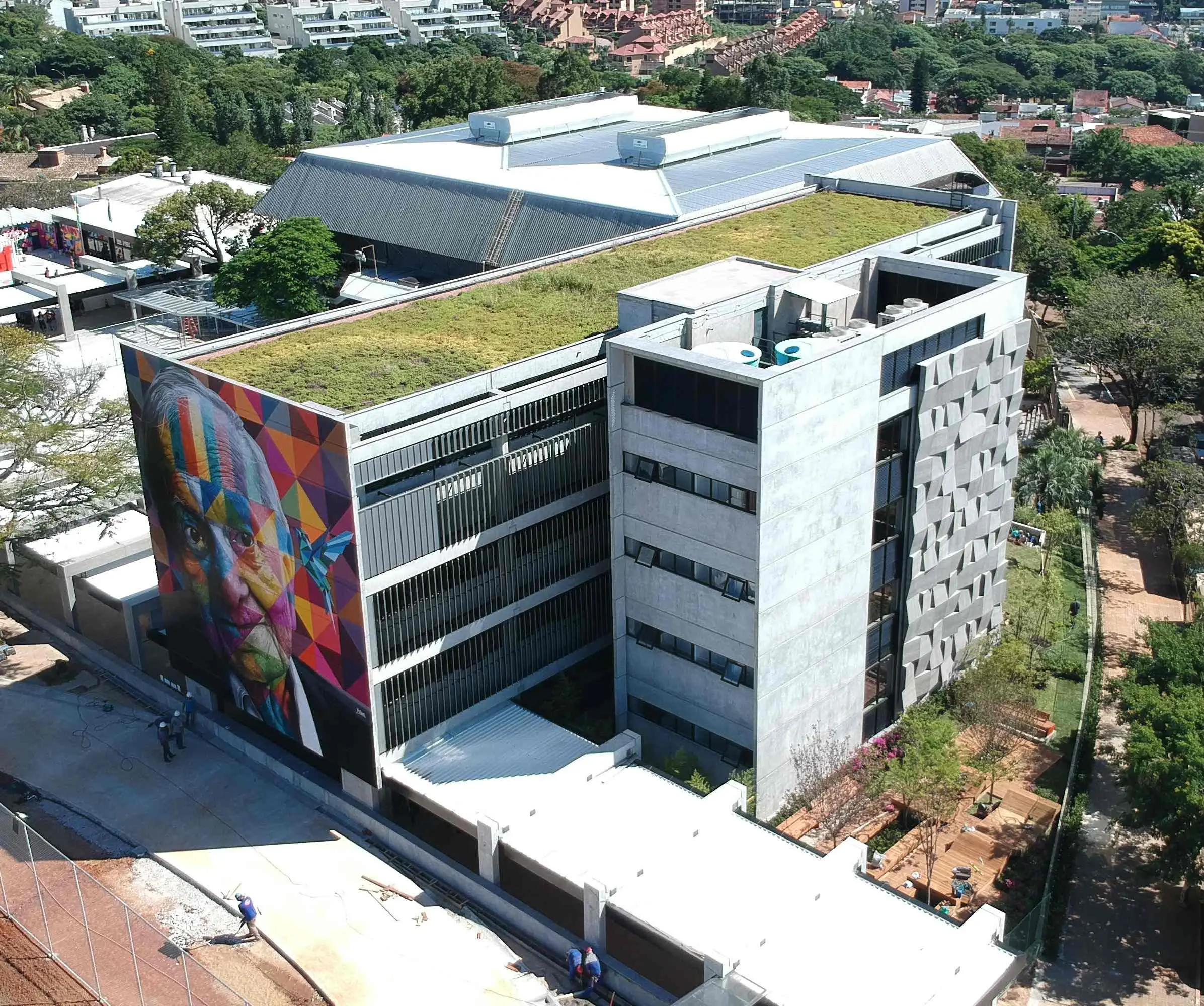 Imagem da notícia: MP investiga discriminação e discurso de ódio praticados por alunos de escolas particulares do RS