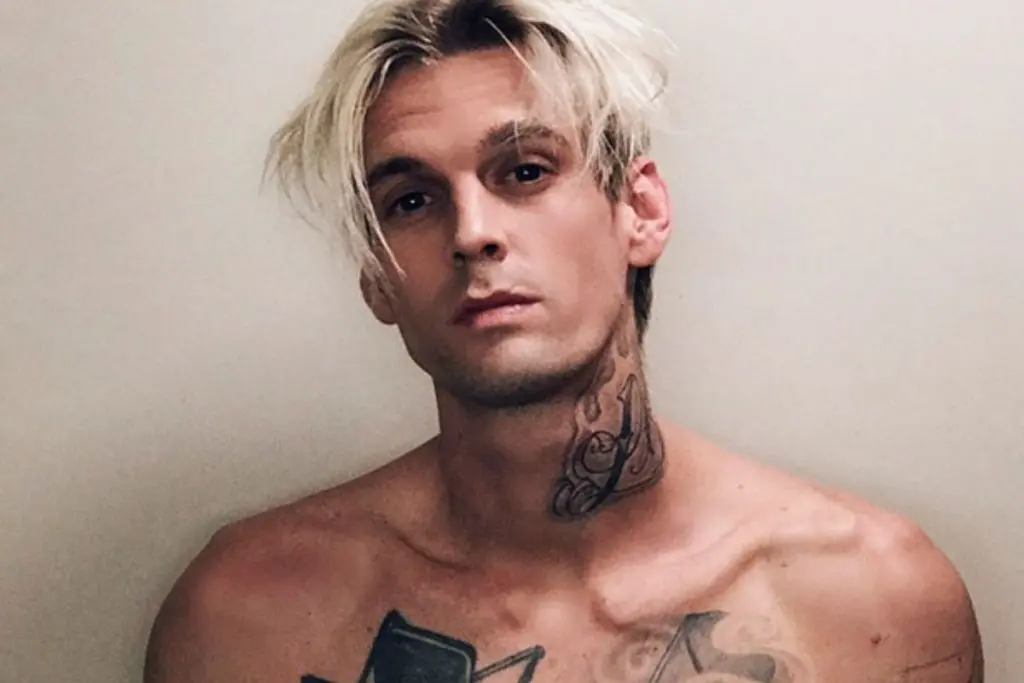 Imagem da notícia: Aaron Carter morre aos 34 anos; corpo do cantor foi encontrado em sua casa, diz site