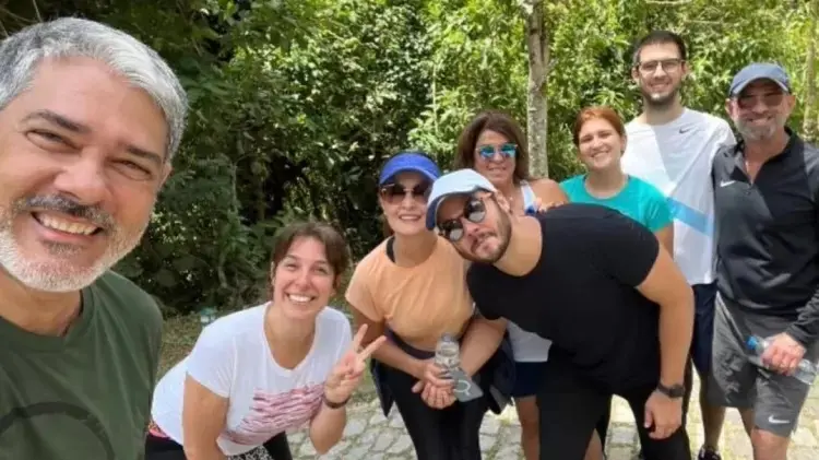 Imagem da notícia: William Bonner registra encontro com Fátima Bernardes e Túlio Gadelha em caminhada