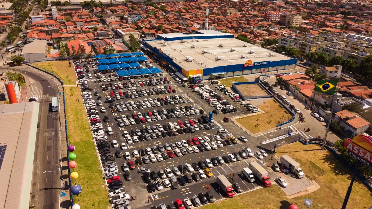 Imagem da notícia: Rede atacadista Assaí abre 100 vagas temporárias para o fim do ano no Ceará