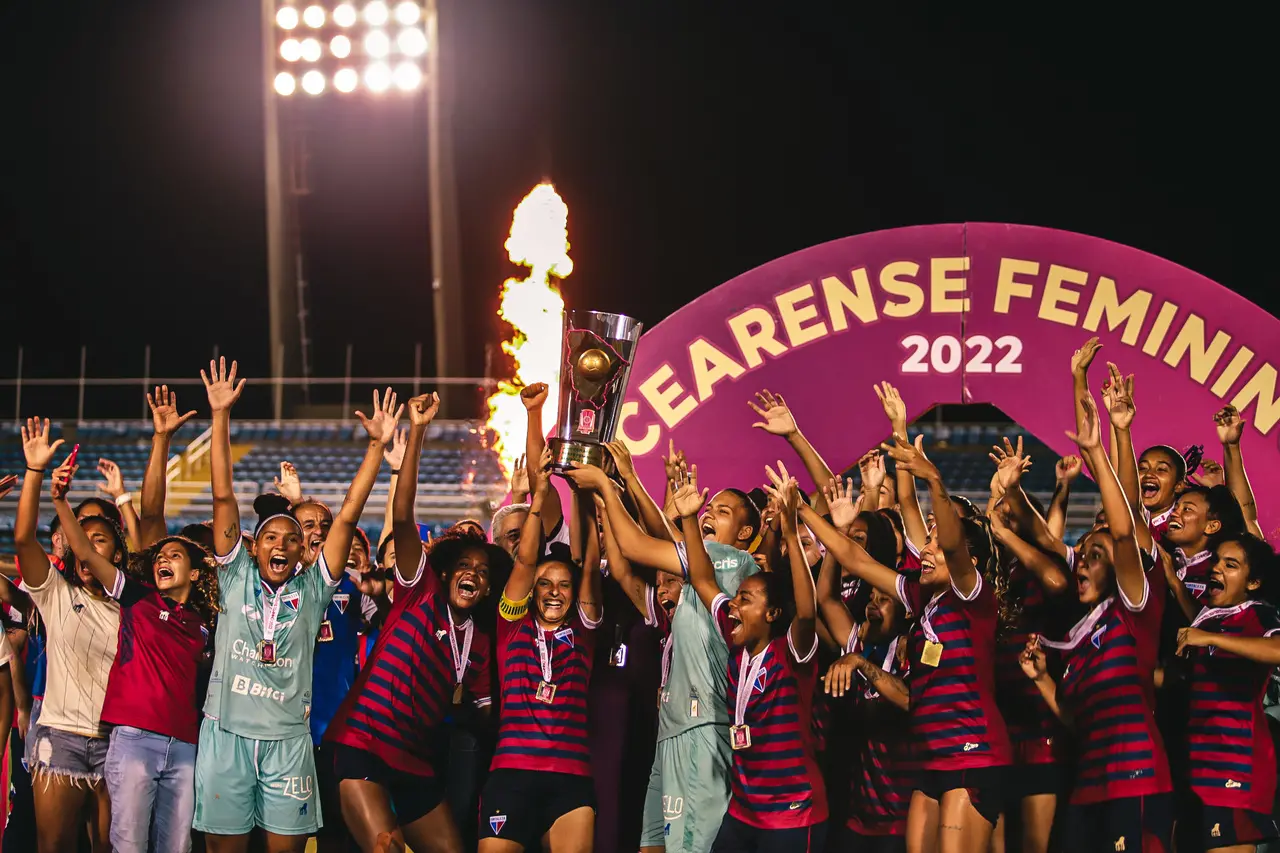 Imagem da notícia: Com gol aos 47 do 2º Tempo, Fortaleza vence Clássico-Rainha e conquista Campeonato Cearense Feminino