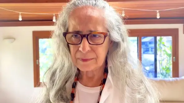 Imagem da notícia: Maria Bethânia chora pela morte de Gal Costa: 'difícil demais'