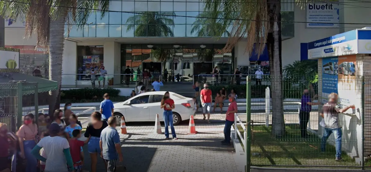 Imagem da notícia: Tiroteio em Praça de Caucaia deixa um morto e um ferido