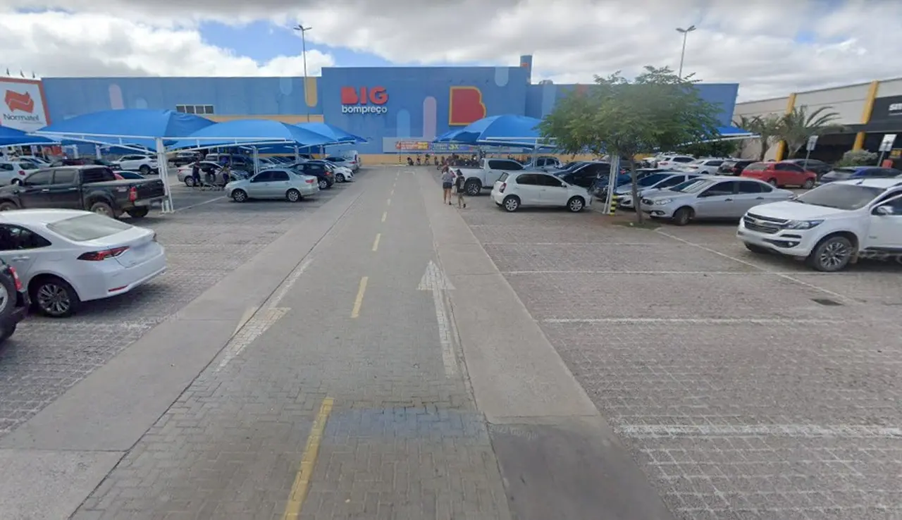 Imagem da notícia: Big Bompreço faz liquidação para fechar loja no Ceará vendida ao Grupo Mateus