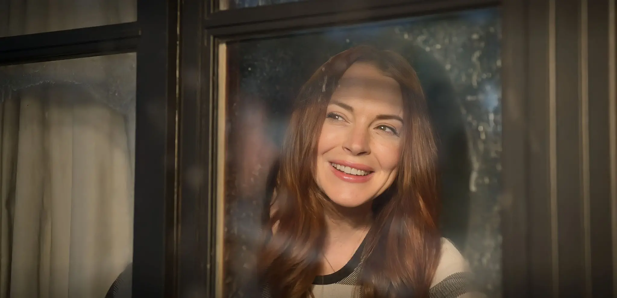 Imagem da notícia: Fãs comemoram volta de Lindsay Lohan na Netflix com 'Uma Quedinha de Natal'