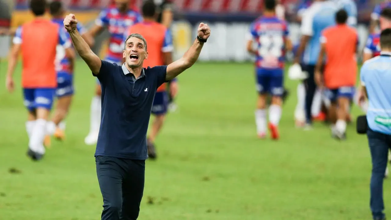 Imagem da notícia Da lanterna à Copa Libertadores: a história do Fortaleza de Vojvoda na Série A de 2022; veja marcas