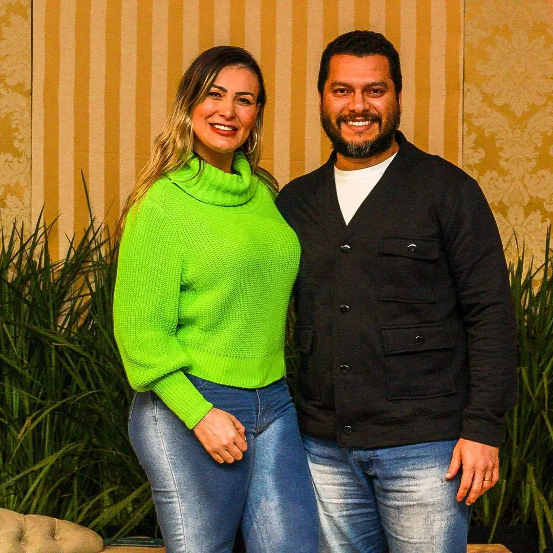 Imagem da notícia: Andressa Urach é internada após 'surto psicótico' ao sugerir sacrifício do filho, diz marido