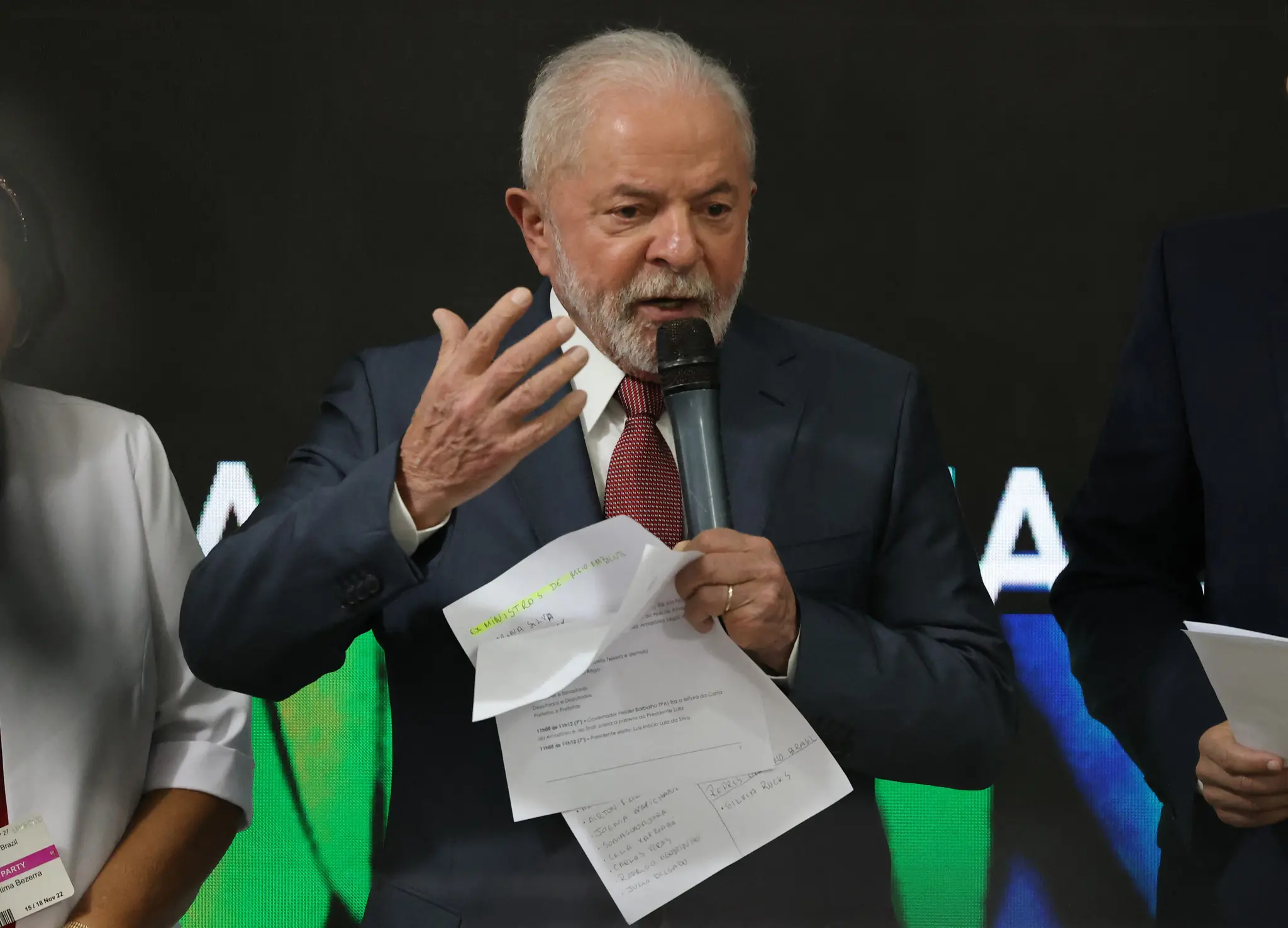 Imagem da notícia: Lula faz primeiro discurso na COP 27 e afirma 'luta forte contra o desmatamento'; veja vídeo