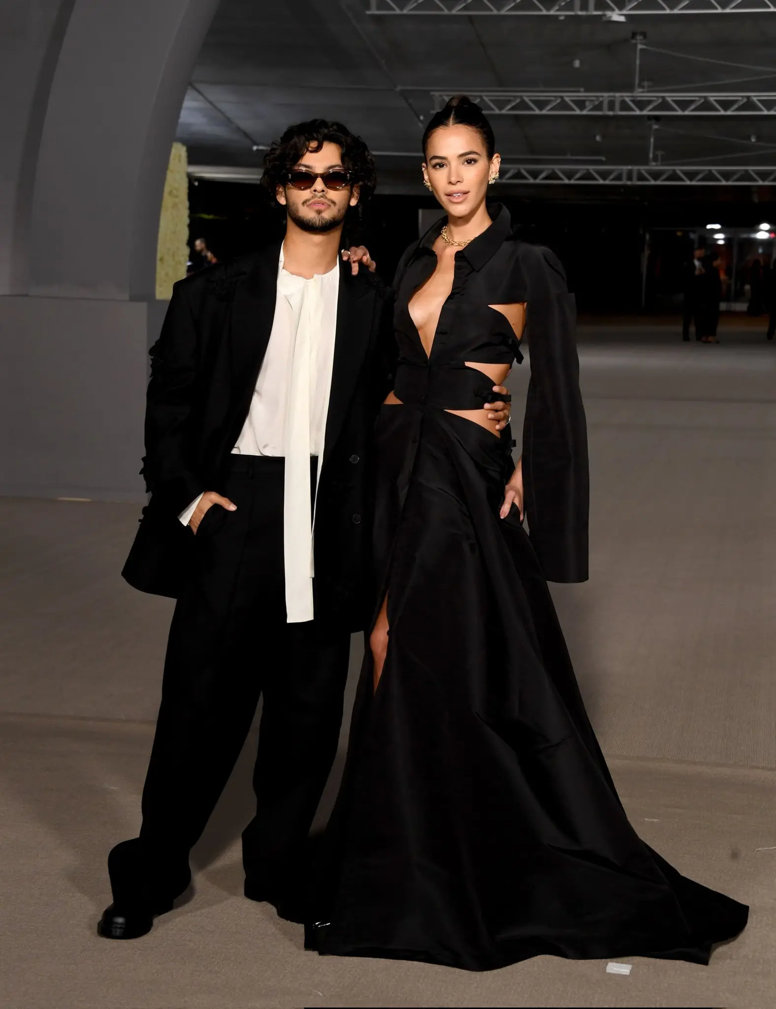 Imagem da notícia: Bruna Marquezine aparece em publicação de Xolo Maridueña e fãs torcem por romance